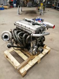 5-cylinder 2.0L Supercar engine