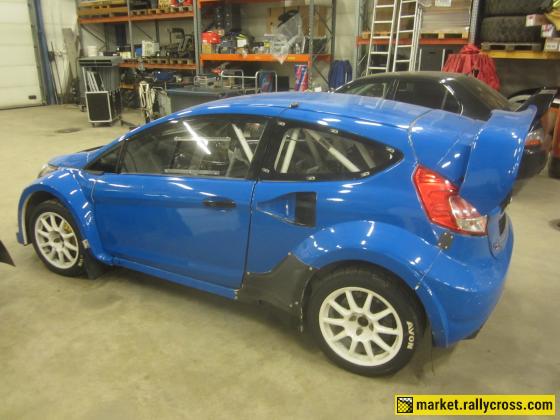 Ford Fiesta MK7 Supercar