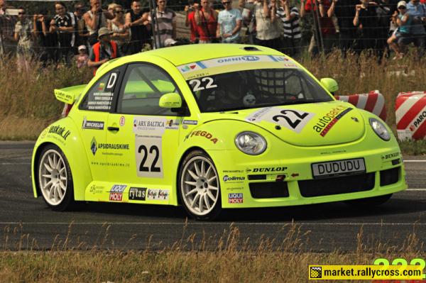 For sale one and only VW new Beetle RSI cup edition car in the world which is suitable for Rallycross/autocross, hill climb and circuit racing. Chassi